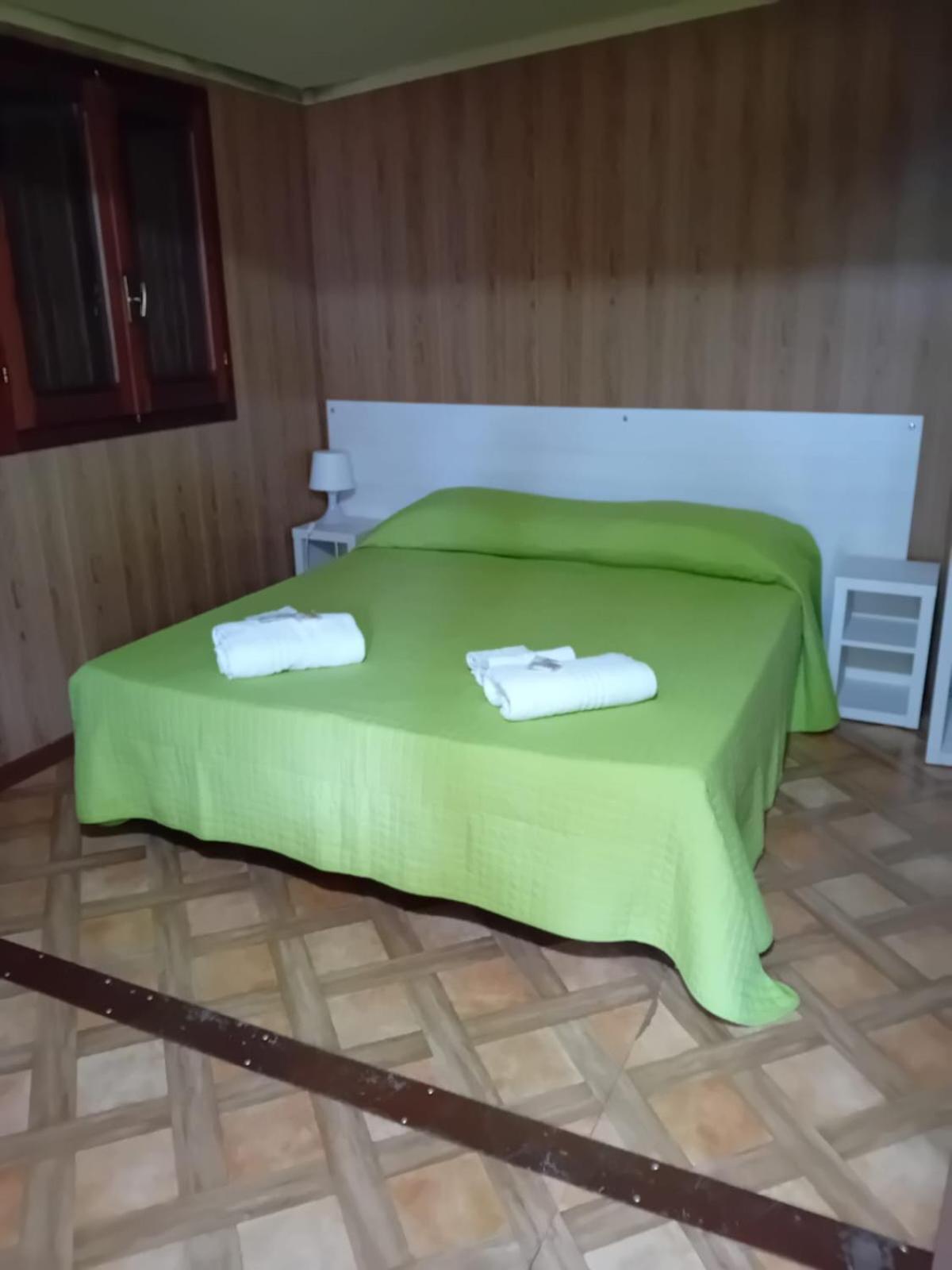 Seùlo B&B Helga'S Agricampeggio מראה חיצוני תמונה